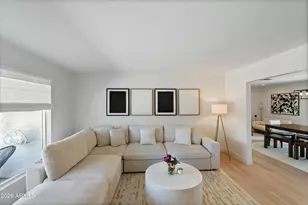 8125 E Palm Ln, Scottsdale, AZ 85257 - Photo 11