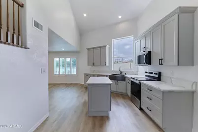 9019 W Acoma Drive, Peoria, AZ 85381 - Photo 7