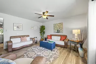 16840 N Pine Valley Dr, Sun City, AZ 85351 - Photo 9