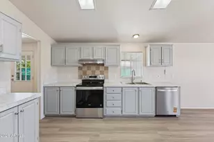 7438 E Baseline Rd, Mesa, AZ 85209 - Photo 11