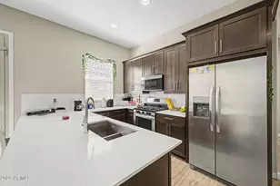 18977 W Desert Hls Dr, Surprise, AZ 85388 - Photo 35