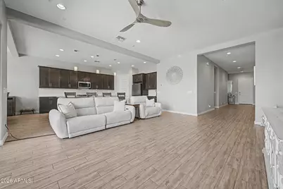 18977 W Desert Hills Drive, Surprise, AZ 85388 - Photo 7