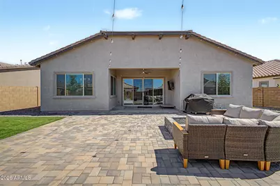 18977 W Desert Hills Drive, Surprise, AZ 85388 - Photo 29