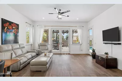 2341 W Bramble Berry Lane, Phoenix, AZ 85085 - Photo 11