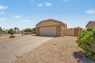 14121 S Redondo Rd, Arizona City, AZ 85123 - Photo 3