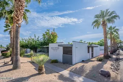 4206 N 38th Street #4, Phoenix, AZ 85018 - Photo 1