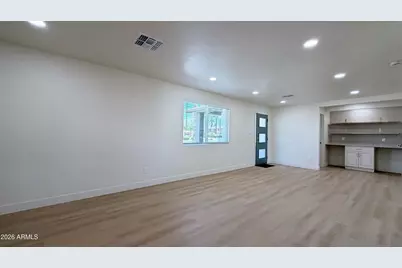 1707 W Highland Avenue, Phoenix, AZ 85015 - Photo 9