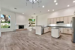 7460 E Tuckey Ln, Scottsdale, AZ 85250 - Photo 23