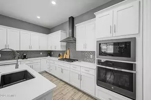 523 E Yellowstone Pl, Chandler, AZ 85249 - Photo 5