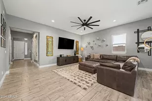 523 E Yellowstone Pl, Chandler, AZ 85249 - Photo 11