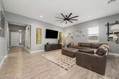 523 E Yellowstone Place, Chandler, AZ 85249 - Photo 5