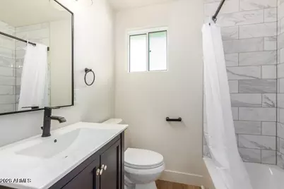 6049 W Laurie Lane #Apt 5, Glendale, AZ 85302 - Photo 9