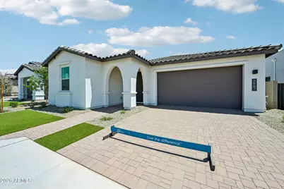 7961 W Loma Lane, Peoria, AZ 85345 - Photo 3