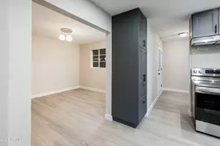 2111 W Solano Dr, Phoenix, AZ 85015 - Photo 11