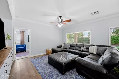 957 E Chelsea Drive, San Tan Valley, AZ 85140 - Photo 5