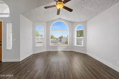 7302 E Clovis Avenue, Mesa, AZ 85208 - Photo 5
