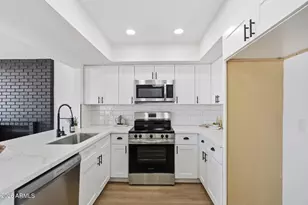 182 S Oak St, Chandler, AZ 85226 - Photo 13