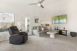 42596 W Bunker Dr, Maricopa, AZ 85138 - Photo 11