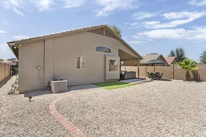 42596 W Bunker Drive, Maricopa, AZ 85138 - Photo 27