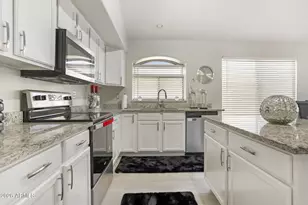 42596 W Bunker Dr, Maricopa, AZ 85138 - Photo 7