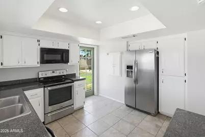4844 W Royal Palm Road, Glendale, AZ 85302 - Photo 11