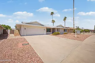 18022 N 135th Ave, Sun City West, AZ 85375 - Photo 3