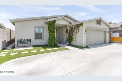 2919 E Monroe Street, Phoenix, AZ 85034 - Photo 1