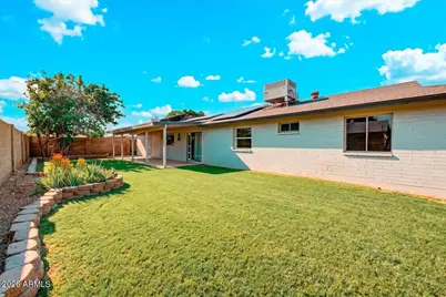 1944 W Kristal Way, Phoenix, AZ 85027 - Photo 17