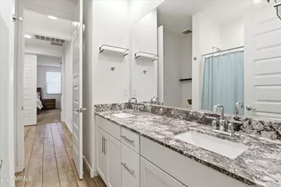 2544 W Hidalgo Avenue, Phoenix, AZ 85041 - Photo 15