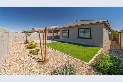 18340 N Acacia Avenue, Maricopa, AZ 85138 - Photo 5
