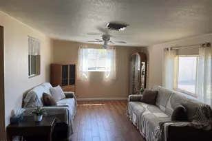 219 W Hunter St, Mesa, AZ 85201 - Photo 5