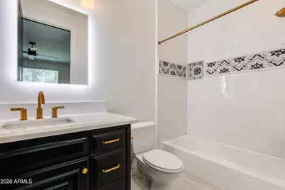 4019 E Devonshire Avenue, Phoenix, AZ 85018 - Photo 15
