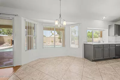 17560 N Rainbow Circle, Surprise, AZ 85374 - Photo 11