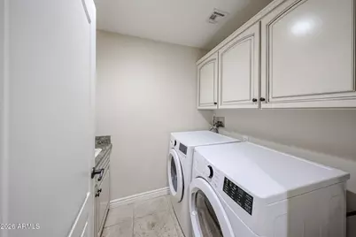 2434 E Roma Avenue, Phoenix, AZ 85016 - Photo 11