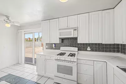 620 E Vista Del Cerro Drive, Tempe, AZ 85281 - Photo 9