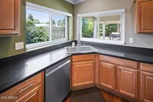4402 E Vista Dr, Phoenix, AZ 85032 - Photo 5