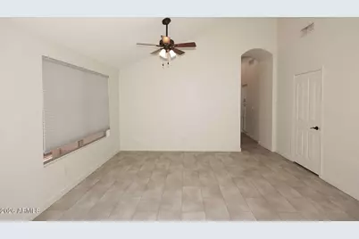 4517 E Melinda Lane, Phoenix, AZ 85050 - Photo 7