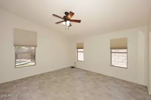4517 E Melinda Ln, Phoenix, AZ 85050 - Photo 19