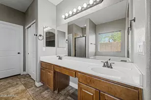 7517 S 15th Dr, Phoenix, AZ 85041 - Photo 11
