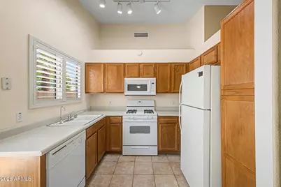 16160 W Morning Glory Street, Goodyear, AZ 85338 - Photo 9