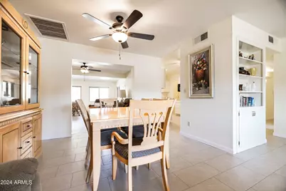 10846 N 109th Avenue, Sun City, AZ 85351 - Photo 3