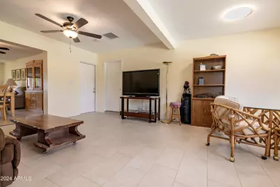 10846 N 109th Avenue, Sun City, AZ 85351 - Photo 7