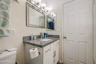401 E Pecan Rd, Phoenix, AZ 85040 - Photo 13