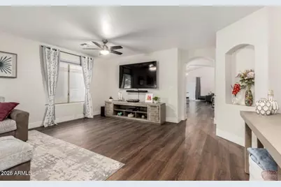 16693 W Moreland Street, Goodyear, AZ 85338 - Photo 7