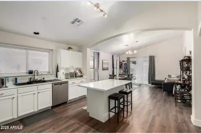 16693 W Moreland Street, Goodyear, AZ 85338 - Photo 13