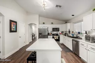 16693 W Moreland St, Goodyear, AZ 85338 - Photo 11
