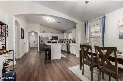16693 W Moreland Street, Goodyear, AZ 85338 - Photo 9