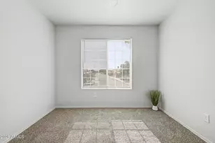 101 N Del Pueblo Pl, Chandler, AZ 85226 - Photo 43