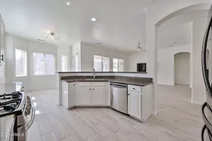 30870 N 125th Dr, Peoria, AZ 85383 - Photo 11