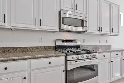 30870 N 125th Drive, Peoria, AZ 85383 - Photo 13